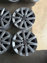 Load image into Gallery viewer, 4x Alufelge 16 Zoll 6.5" 5x112 49ET Glanz Schwarz A2464010202 Mercedes-Benz FEL2934682660dc