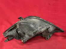 Load image into Gallery viewer, Frontscheinwerfer Toyota Yaris Ein Satz Scheinwerfer Headlight SCH7354287191hu