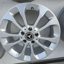 Laden Sie das Bild in den Galerie-Viewer, 4x Alufelge 17 Zoll 6.5" 5x112 38ET A1564011700 Mercedes-Benz W176 W177 FEL7077039358ha