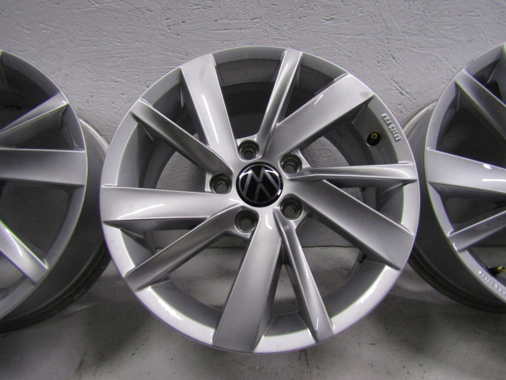 4x Alufelge 16 Zoll 46ET 5H0071496 VW Golf VIII Jetta Rim Wheel FEL9082636811qs