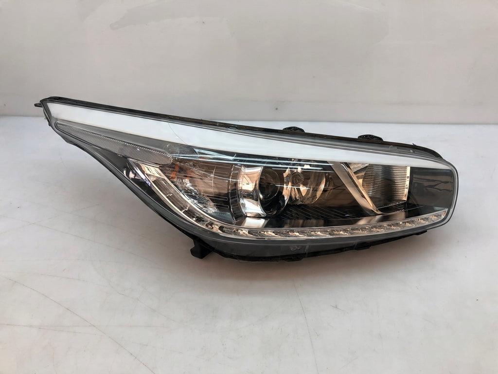 Frontscheinwerfer Kia Ceed 92101-A2220 Ein Stück (Rechts oder Links) Headlight