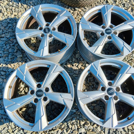 4x Alufelge 18 Zoll 8.0