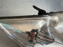 Load image into Gallery viewer, Frontscheinwerfer Toyota Auris 81110-02470 LED Rechts Scheinwerfer Headlight