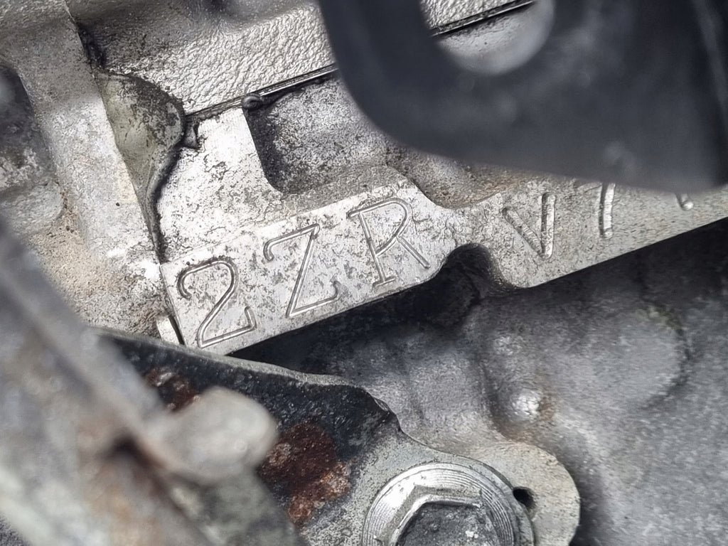 Motor Toyota Corolla 2ZR-FXE 1.8 80TKm 2013 Benzin Engine Komplett