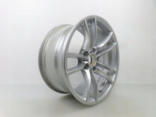 Laden Sie das Bild in den Galerie-Viewer, 1x Alufelge 18 Zoll 9.0" 5x120 29ET Silber 2284906 BMW F80 Rim Wheel FEL3573114178iu