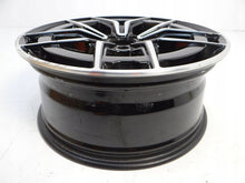 Laden Sie das Bild in den Galerie-Viewer, 1x Alufelge 19 Zoll 8.0" 5x112 43ET Glanz Schwarz A2134016500 Mercedes-Benz W213 FEL6932367858qr
