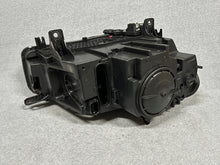 Load image into Gallery viewer, Frontscheinwerfer BMW X5 F15 X6 F16 7317105 Xenon Ein Stück (Rechts oder Links) SCH5897412950ro