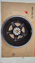 Laden Sie das Bild in den Galerie-Viewer, 1x Alufelge 18 Zoll 8.5&quot; 5x112 A2064011800 Mercedes-Benz W206 Rim Wheel