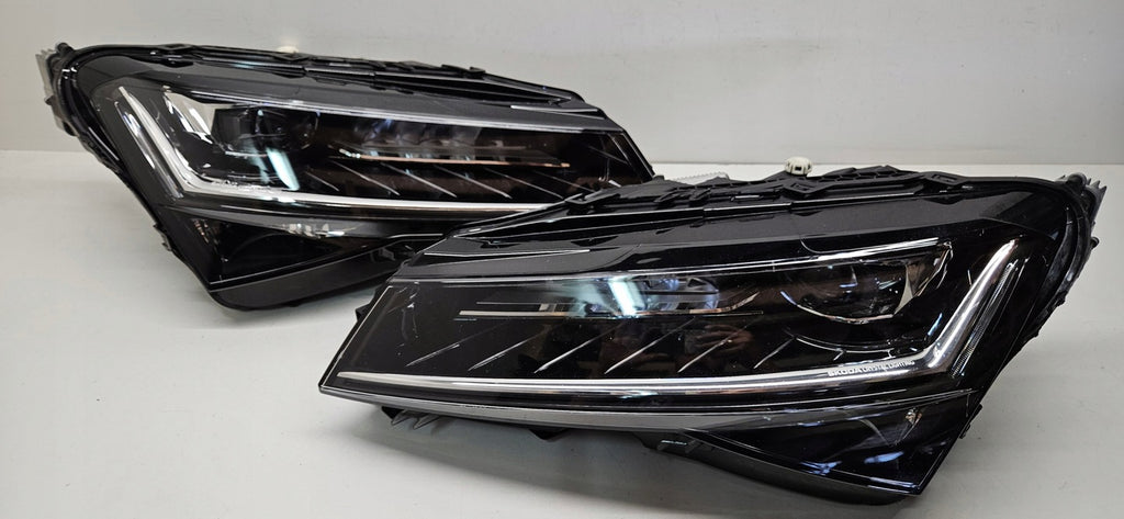 Frontscheinwerfer Skoda Superb III 3V1941015D 3V1941016D Full LED Ein Satz
