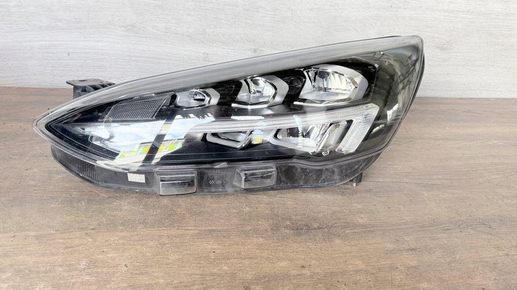 Frontscheinwerfer Ford Focus MX7B-13E015-EB Links Scheinwerfer Headlight SCH7370121546rb