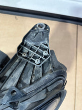 Laden Sie das Bild in den Galerie-Viewer, Frontscheinwerfer Mercedes-Benz W213 A2138202161 Links Scheinwerfer Headlight SCH1341456960nx
