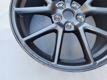 Load image into Gallery viewer, 1x Alufelge 18 Zoll 5x114.3 104426100A Tesla Model 3 Rim Wheel FEL9584559010ws