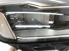 Laden Sie das Bild in den Galerie-Viewer, Frontscheinwerfer Audi A4 B9 8W0941034D Rechts Scheinwerfer Headlight