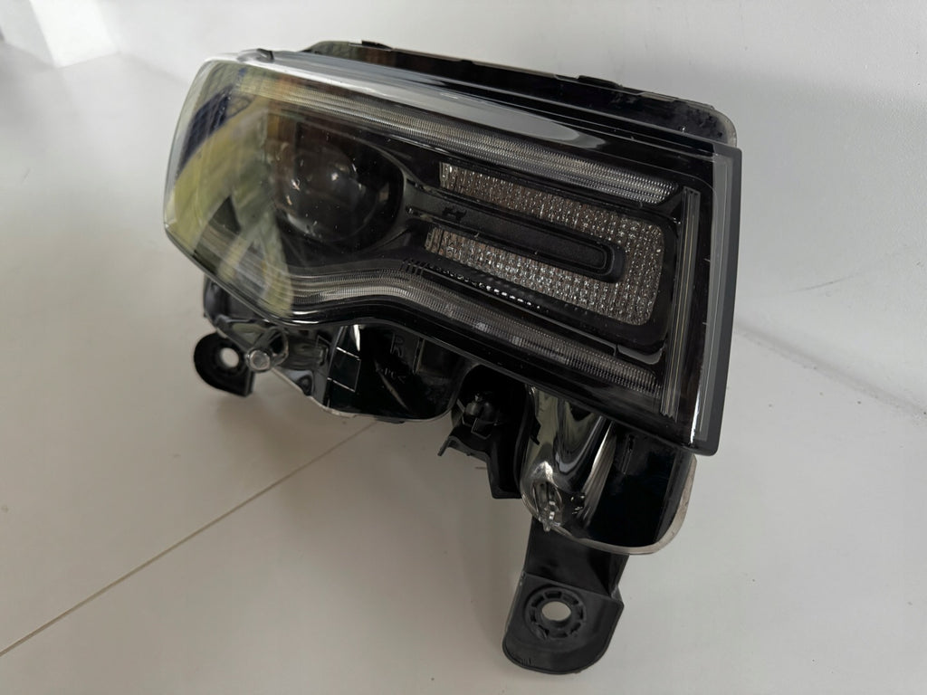 Frontscheinwerfer Jeep Cherokee Wk2 Rechts Scheinwerfer Headlight SCH3983901503dw