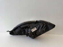 Laden Sie das Bild in den Galerie-Viewer, Frontscheinwerfer Toyota Yaris 811500D350 Links Scheinwerfer Headlight SCH6995818859qd