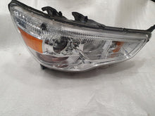 Laden Sie das Bild in den Galerie-Viewer, Frontscheinwerfer Mitsubishi Colt Xenon Ein Stück (Rechts oder Links) Headlight