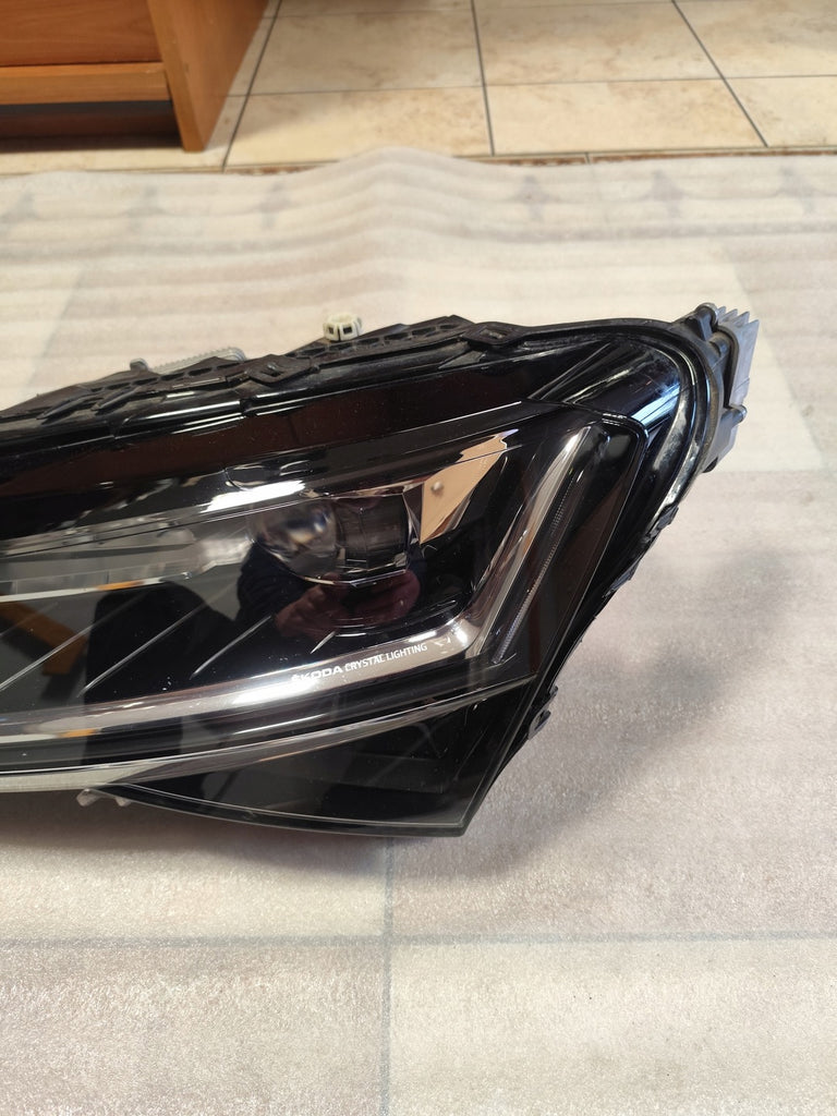 Frontscheinwerfer Skoda Superb 3V1941015D Links Scheinwerfer Headlight SCH2756590687sz