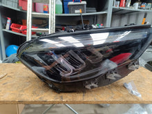 Laden Sie das Bild in den Galerie-Viewer, Frontscheinwerfer Mercedes-Benz W247 A2479063604 LED Rechts Headlight SCH3958158364ne