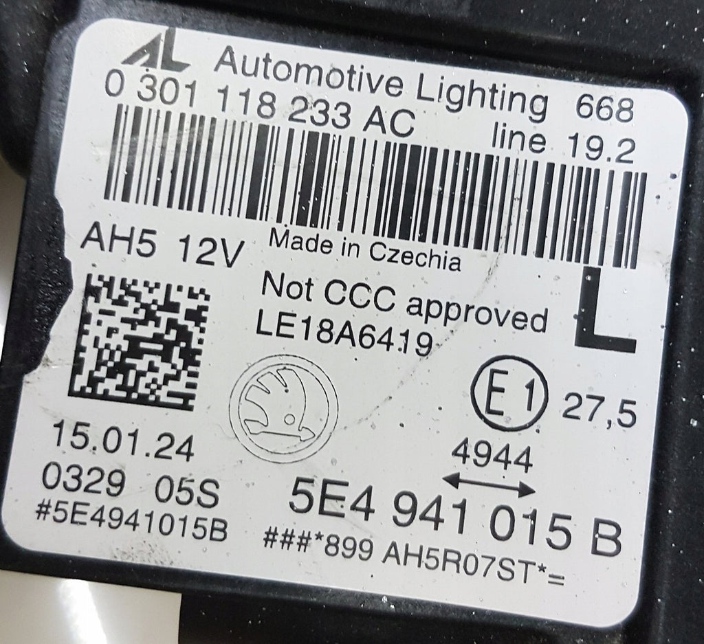 Frontscheinwerfer Skoda Octavia IV 5E4941015B LED Links Scheinwerfer Headlight SCH8045045302yb