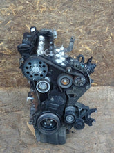 Load image into Gallery viewer, Motor Audi A4 B8 CAHA 2.0 TDI 170PS 125kW 143TKm 2008 Diesel Engine Unkomplett