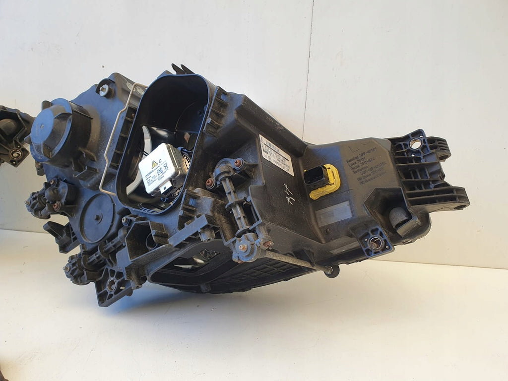 Frontscheinwerfer Mercedes-Benz A9608200639 A9608200739 Rechts oder Links SCH5798738230lv