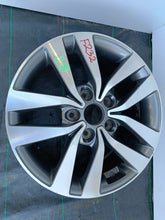 Load image into Gallery viewer, 1x Alufelge 16 Zoll 6.5" 5x114.3 50ET Glanz Graphit 52910-G4200 Hyundai I I40 Mg FEL2245747357ea