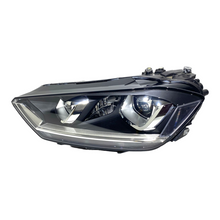 Laden Sie das Bild in den Galerie-Viewer, Frontscheinwerfer VW Sportsvan 517941031B Xenon Links Scheinwerfer Headlight