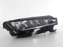 Laden Sie das Bild in den Galerie-Viewer, Frontscheinwerfer Skoda Octavia IV 5E4941016 Full LED Rechts Headlight SCH1712027713gn
