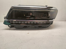 Laden Sie das Bild in den Galerie-Viewer, Frontscheinwerfer VW Tiguan Allspace 5NN941081 Full LED Links Headlight
