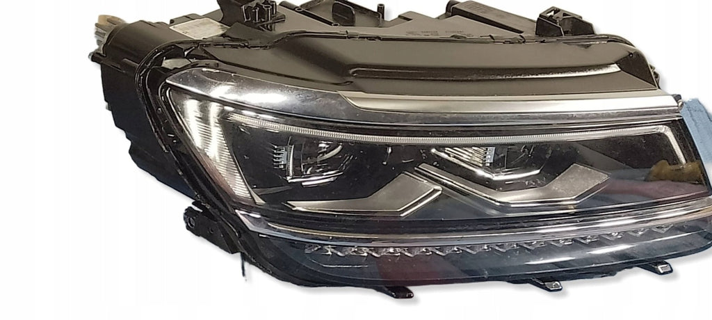 Frontscheinwerfer VW Tiguan 0301101236 5NB941082DLE15A6359 Rechts Headlight SCH1728164007ve