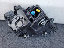 Load image into Gallery viewer, Frontscheinwerfer Mercedes-Benz A2059063104 A2059063204 LED Ein Satz Headlight SCH5084013423rv