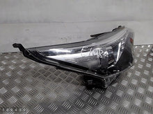Laden Sie das Bild in den Galerie-Viewer, Frontscheinwerfer Toyota Avensis 05370537 Rechts Scheinwerfer Headlight SCH7490567128yf