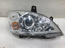 Laden Sie das Bild in den Galerie-Viewer, Frontscheinwerfer Mercedes-Benz Vito A6398202961 Xenon Rechts Headlight SCH2708575011ri