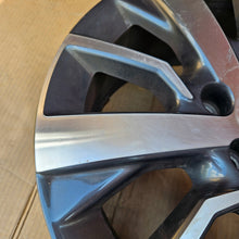 Load image into Gallery viewer, 1x Alufelge 17 Zoll 7.0" 5x114.3 46ET 9806454377 Toyota Proace Verso Rim Wheel FEL2836550515xb