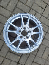 Load image into Gallery viewer, 1x Alufelge 16 Zoll 6.5" 5x112 49ET A2464011302 Mercedes-Benz W246 Rim Wheel FEL2689227596sn