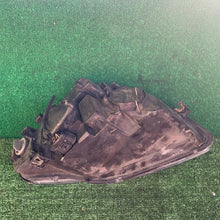 Load image into Gallery viewer, Frontscheinwerfer Audi A4 8E0941003AJ Links Scheinwerfer Headlight SCH4437904796oe