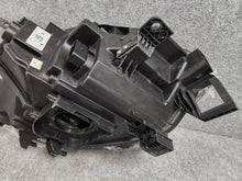 Laden Sie das Bild in den Galerie-Viewer, Frontscheinwerfer VW Id.3 10B941035BSCZ LED Links Scheinwerfer Headlight SCH9455288502lm