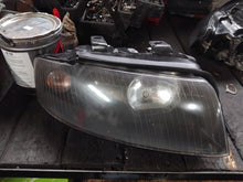 Load image into Gallery viewer, Frontscheinwerfer Audi A4 B6 Ein Satz Scheinwerfer Headlight SCH2602250270nu