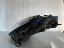 Laden Sie das Bild in den Galerie-Viewer, Frontscheinwerfer Tesla Model 3 P1077375-50-B Full LED Links Headlight SCH4395950444dj