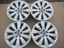 Laden Sie das Bild in den Galerie-Viewer, 4x Alufelge 18 Zoll 7.5" 5x112 39ET Glanz Silber 8W0071498 Audi Rim Wheel FEL6318668900tu