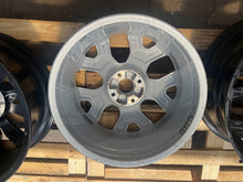 Laden Sie das Bild in den Galerie-Viewer, 1x Alufelge 17 Zoll 4x108 52197381 Jeep Rim Wheel FEL3929642026yf