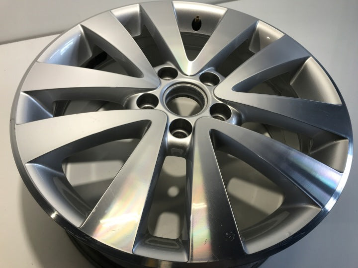 1x Alufelge 17 Zoll 7.0" 5x112 54ET Glanz Silber 5K0601025 VW Golf Rim Wheel FEL9896886690xb