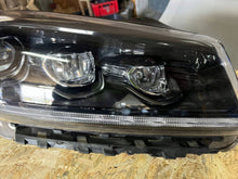 Laden Sie das Bild in den Galerie-Viewer, Frontscheinwerfer Kia Sorento III 92102C5620 Rechts Scheinwerfer Headlight SCH4338691021ya