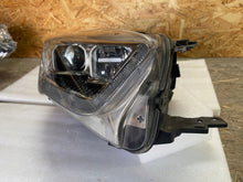 Laden Sie das Bild in den Galerie-Viewer, Frontscheinwerfer Ford Kuga GV4113D154AJ Xenon Rechts Scheinwerfer Headlight SCH1918675807vn