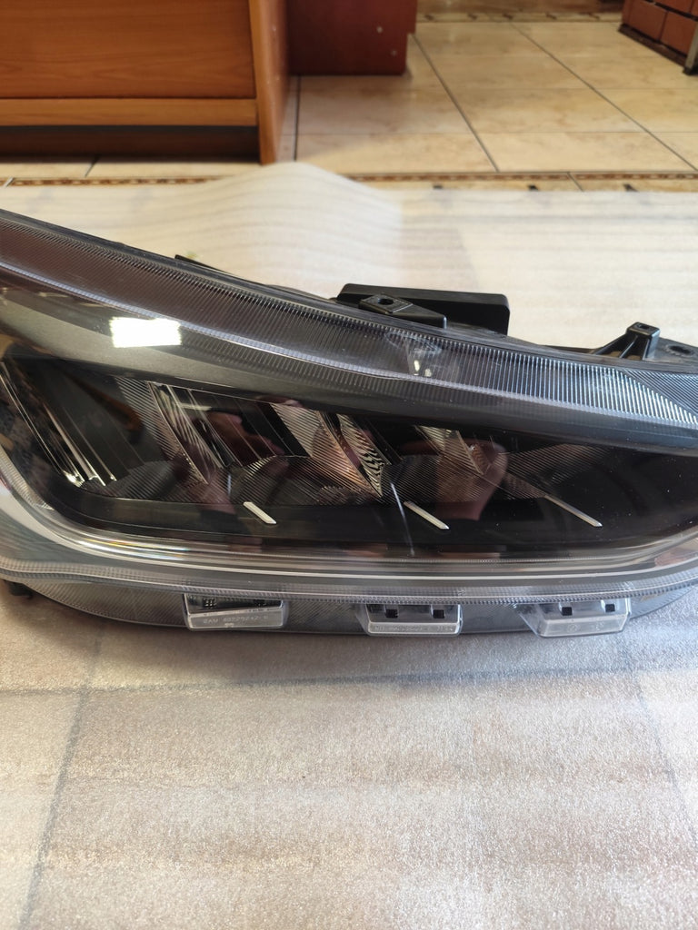 Frontscheinwerfer Ford NX7B-13E014-CD Rechts Scheinwerfer Headlight SCH9207675823zj