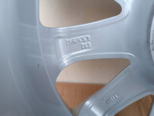 Load image into Gallery viewer, 1x Alufelge 15 Zoll 4.5" 4x100 35ET 52910G5500 Toyota Aygo Rim Wheel FEL4556285267xl