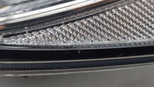 Laden Sie das Bild in den Galerie-Viewer, Frontscheinwerfer Honda Cr-V AMD229358 FALSE Scheinwerfer Headlight SCH7271165148ig