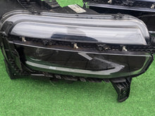 Laden Sie das Bild in den Galerie-Viewer, Frontscheinwerfer Jeep 52218717 52218721 Ein Satz Scheinwerfer Headlight SCH9501349584rn