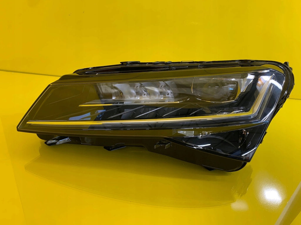 Frontscheinwerfer Skoda Superb III 3V1941015D LED Links Scheinwerfer Headlight