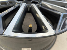 Laden Sie das Bild in den Galerie-Viewer, 1x Alufelge 17 Zoll 7.0&quot; 4x100 54ET Schwarz 52910-Q0500 Hyundai I20 Iii